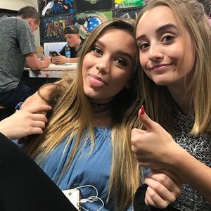 Meet your Posher, Alexis